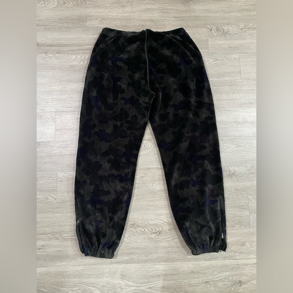 NEEDLES SPORTSWEAR ZIPPED W.U. PANTS MICRO FUR PAPILLON CAMO‎ BLACK medium - Picture 5 of 7